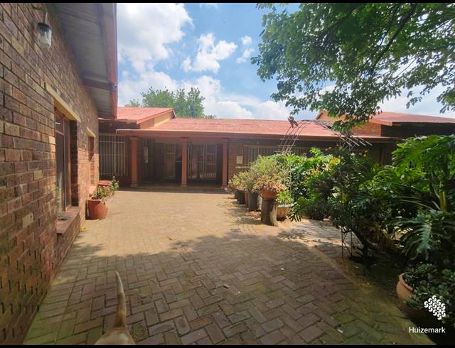 4 BEDROOM HOUSE FOR SALE IN SASOLBURG EXT 3